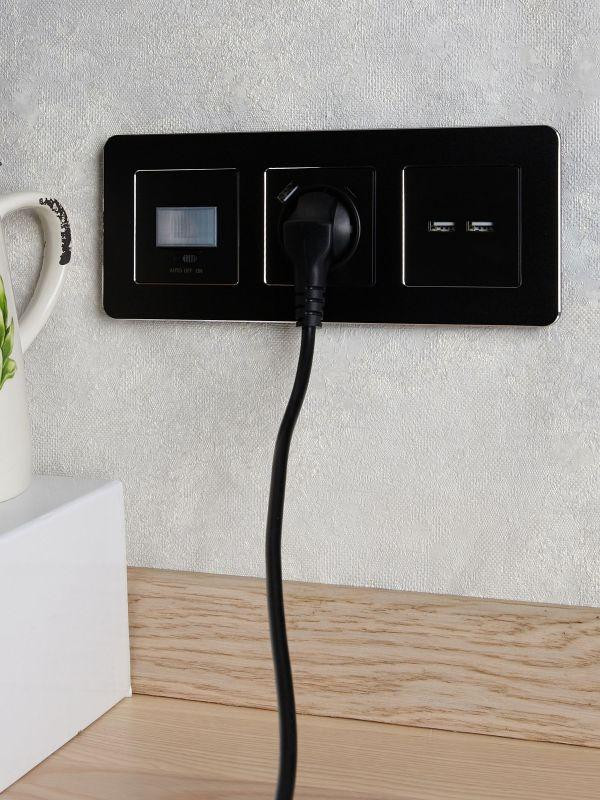 Розетка BRITE USB A+A 3.1А РЮ10-1-БрЧ механизм черн. IEK BR-U21-D31-K02