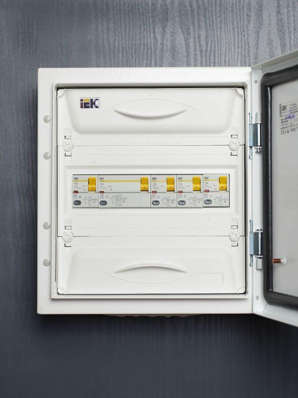 Выключатель дифференциального тока (УЗО) 2п 32А 30мА тип AC ВД1-63 KARAT IEK MDV10-2-032-030